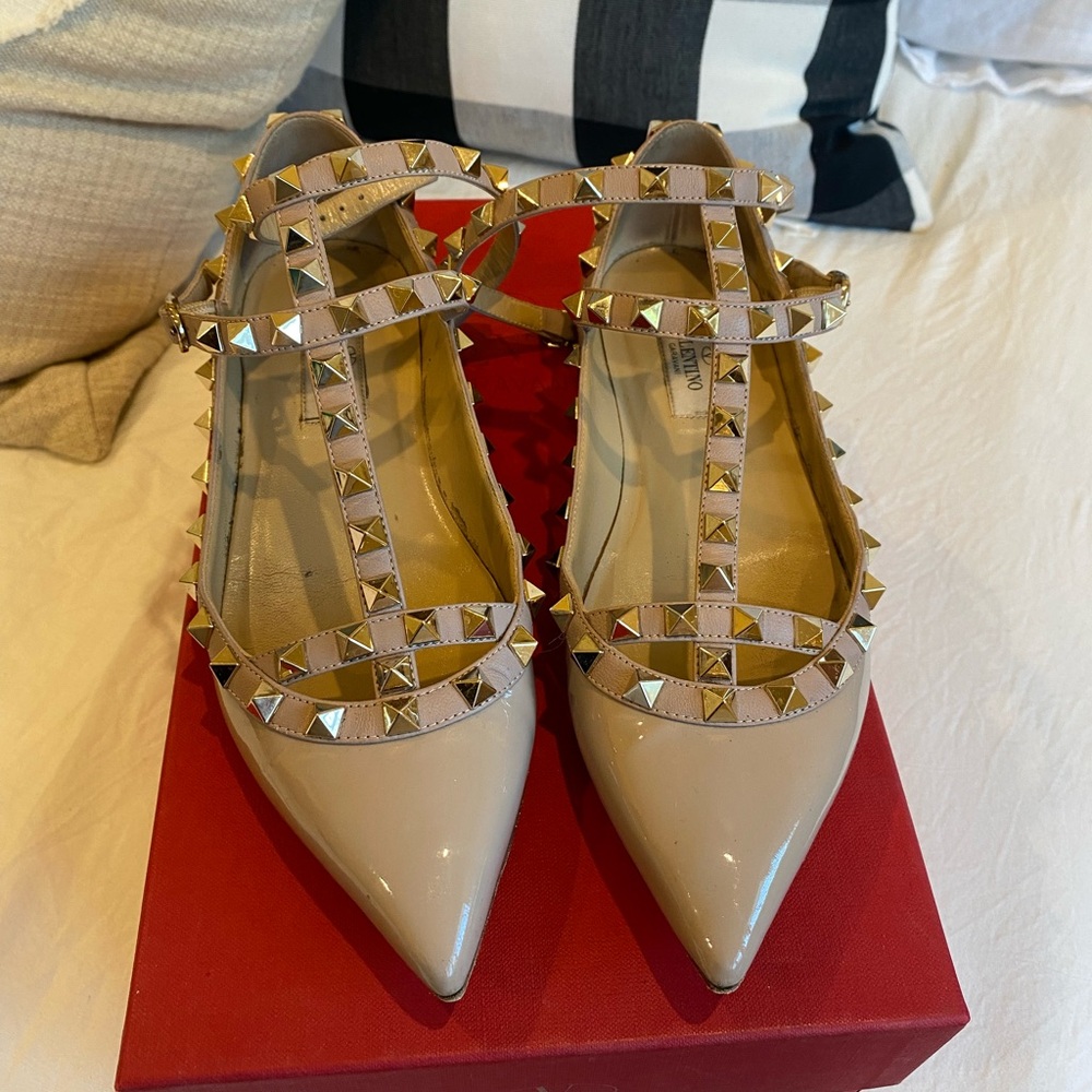 Studded Beige Women's Shoes - image 1